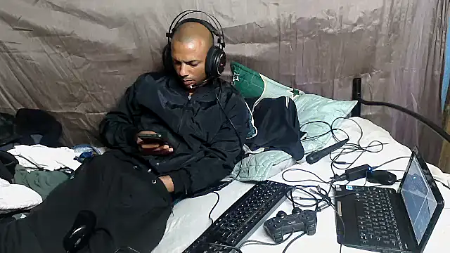 Camodick live cam on StripChat