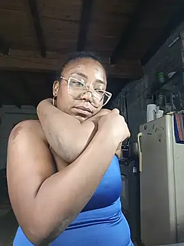 ChanneldelaCroix live cam on StripChat