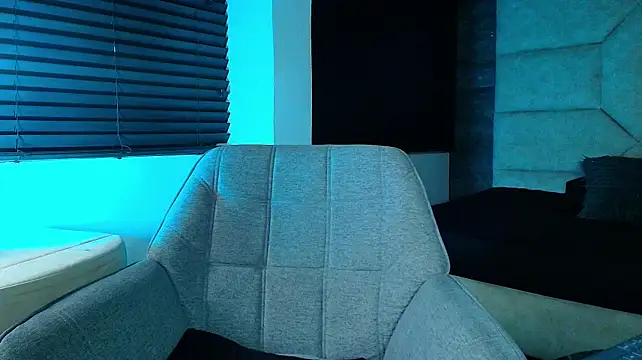 tyler_mcrey (M young) - TAKE OFF YOUR FLANNEL AND SHOW ME!!!