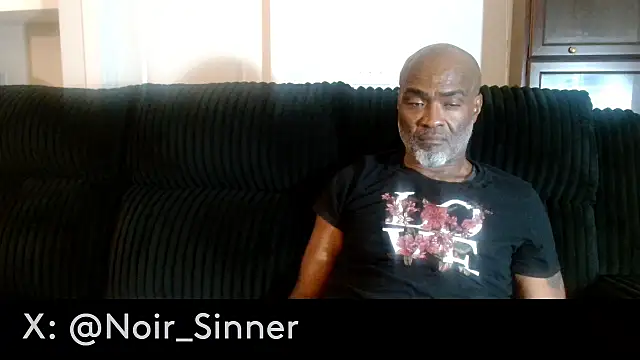 sinnernoir live cam on StripChat