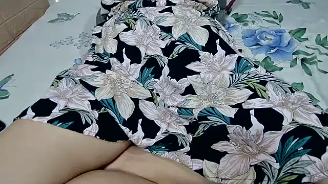 Filipina_Desire live cam on StripChat