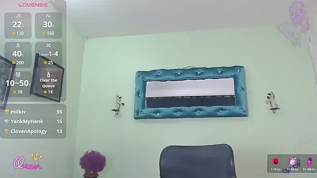 _Victoria_Jones_ live cam on StripChat