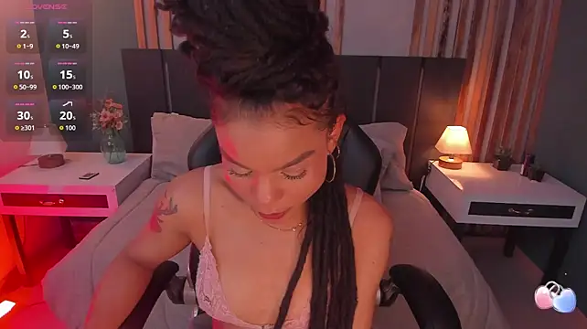 Ambarmoon_ live cam on StripChat
