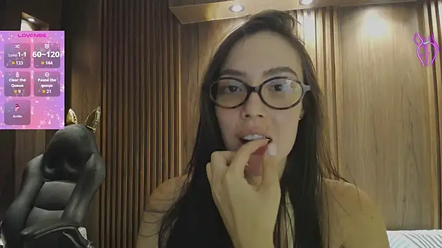brianna_196 live cam on StripChat