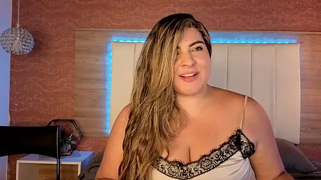 AgnesIvanova live cam on StripChat