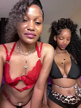 Sexxyronn webcam