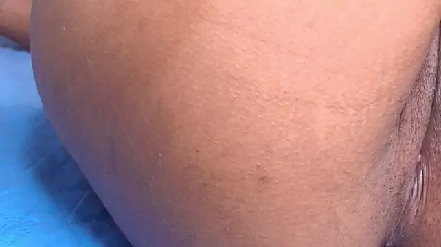 anisha_x live cam on StripChat