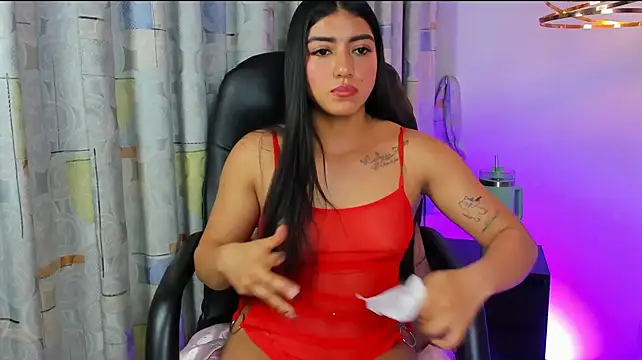 Quiinn_bx live cam on StripChat