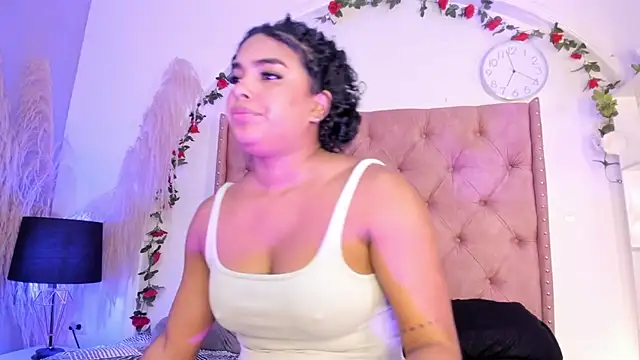 Catalleya_flower live cam on StripChat