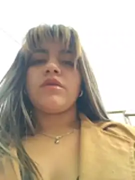 Ivy_enjoy live cam on StripChat