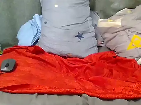 Cherrysexyy live cam on StripChat