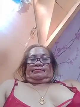 vickyhot1966