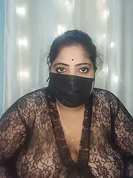 DESI-DOLLLL live cam on StripChat