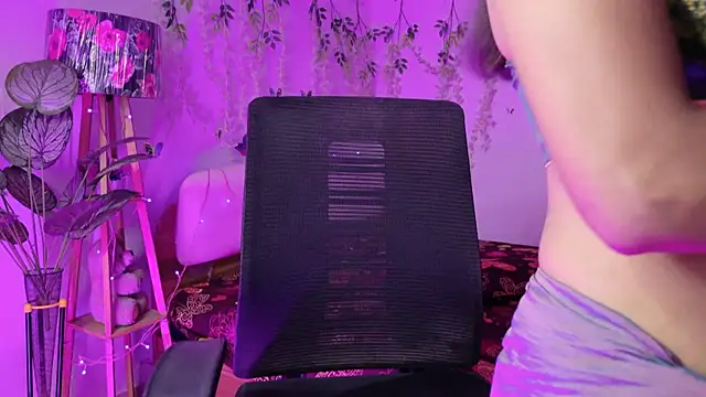 sizzling_queen69 (F young) - Oily bobbies ❤️‍🔥