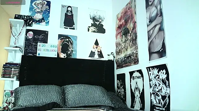 kiiler_queen (T young) - masturbate x 5 min