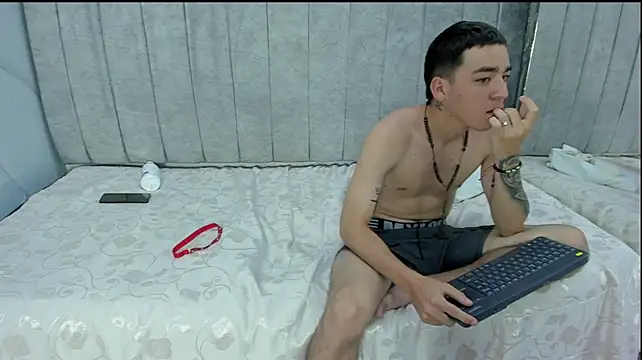 lucy_78_sweet live cam preview