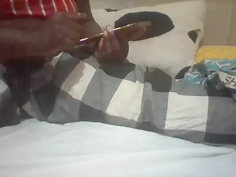 Bigbambam30 live cam on StripChat