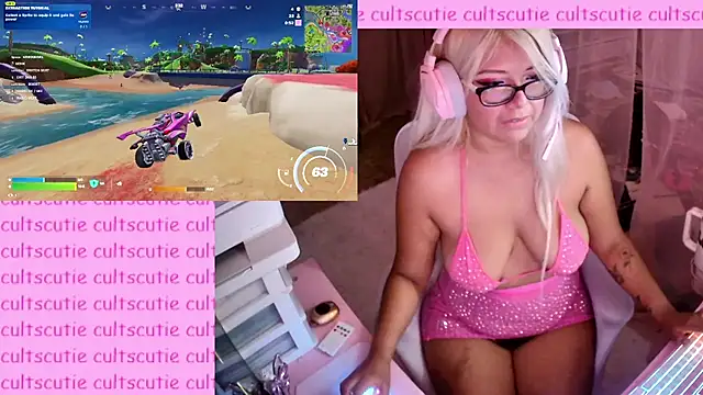 cultscutie live cam on StripChat