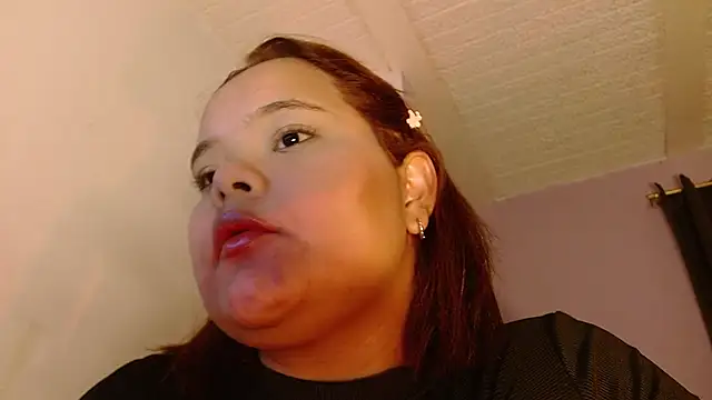 sexychubby___ live cam on StripChat