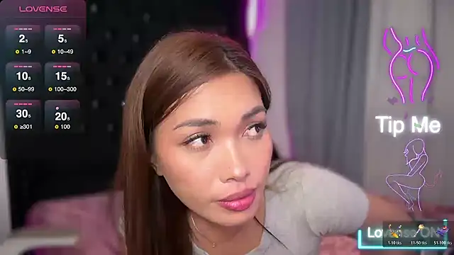 lushluci live cam on StripChat