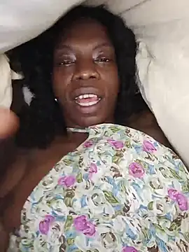 nzanizy (F milf) - I've never had an iPhone; help me out.
