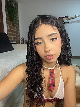 RosseMelody live cam on StripChat