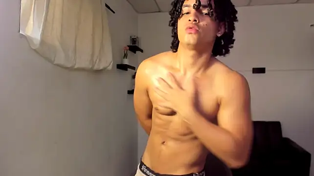 samxx_muscle webcam