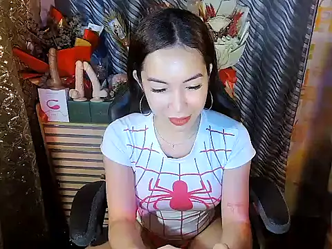 NicoleRoseTS live cam on StripChat