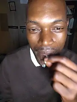 LeVeL43 live cam on StripChat