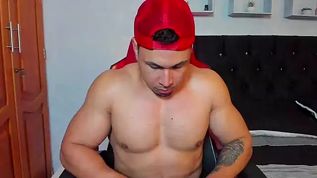 tyler_hank01 live cam on StripChat