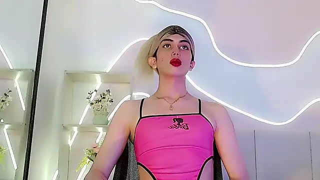 Daniela_Pink_