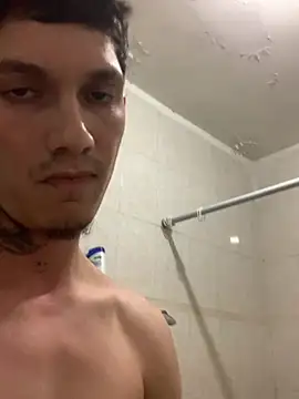 omarjr009 live cam on StripChat