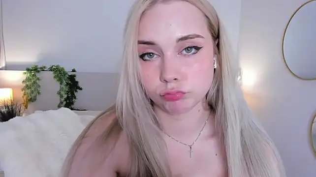 miny_rony live cam on StripChat