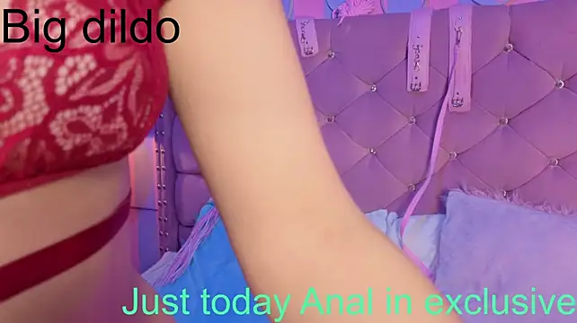 Namii__ live cam on StripChat