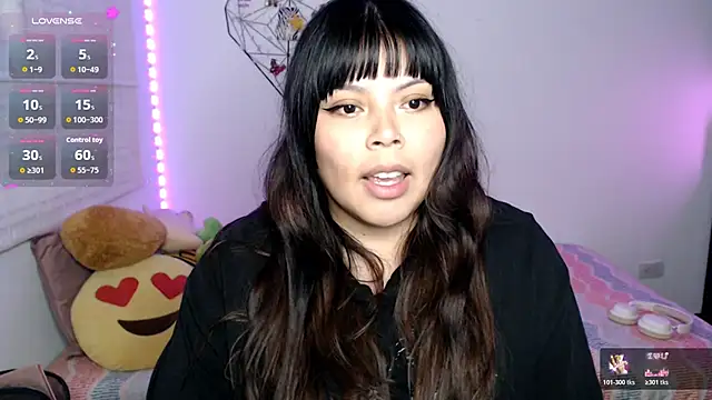 EllieMoonX live cam preview