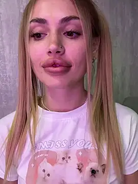 Elizabeth_Tay
