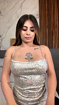 Amara_Velvet_