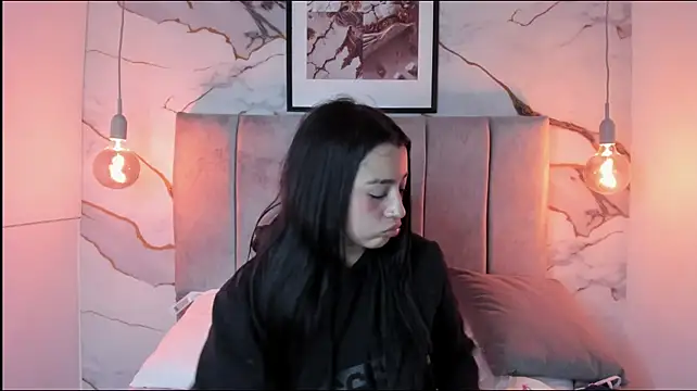 Leah_Brm