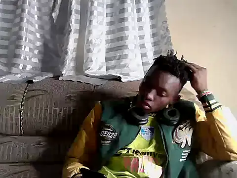 JewelFuckEntertainer212