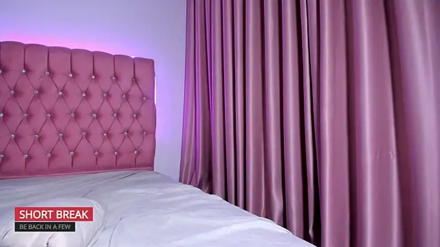 Sisilv live cam on StripChat