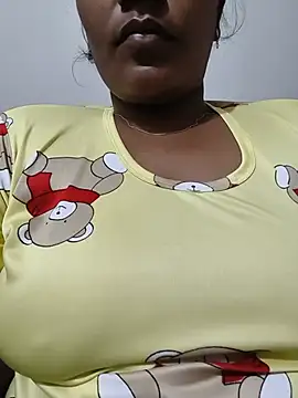 Anuhottamil live cam on StripChat