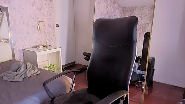 dave_eliot (M twink) - suck toes