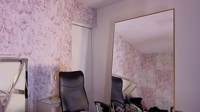 dave_eliot (M twink) - suck toes