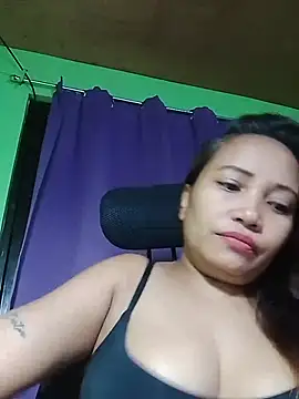 SassyAryan live cam on StripChat