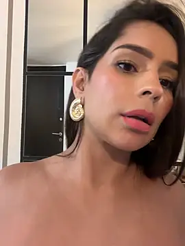 Mau_White live cam