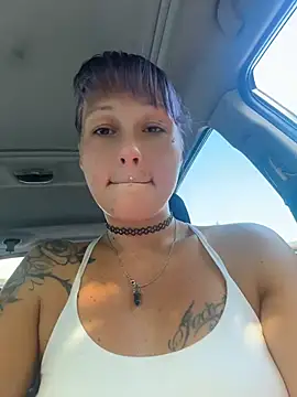 RebelReign live cam on StripChat