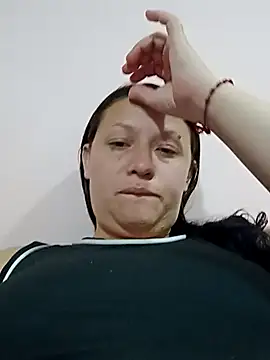 Nyla_velvet