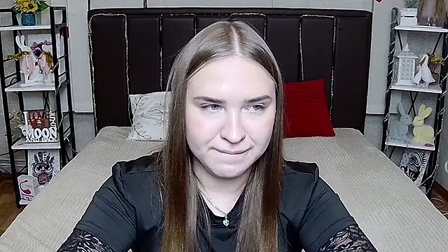 LauraHlot