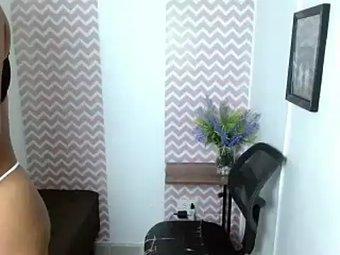 dayanacarson live cam on StripChat