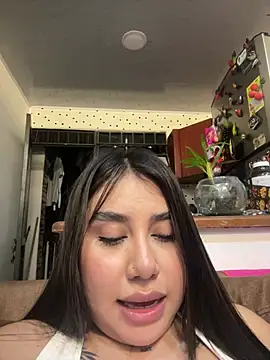 Sophie_Dreamss live cam on StripChat